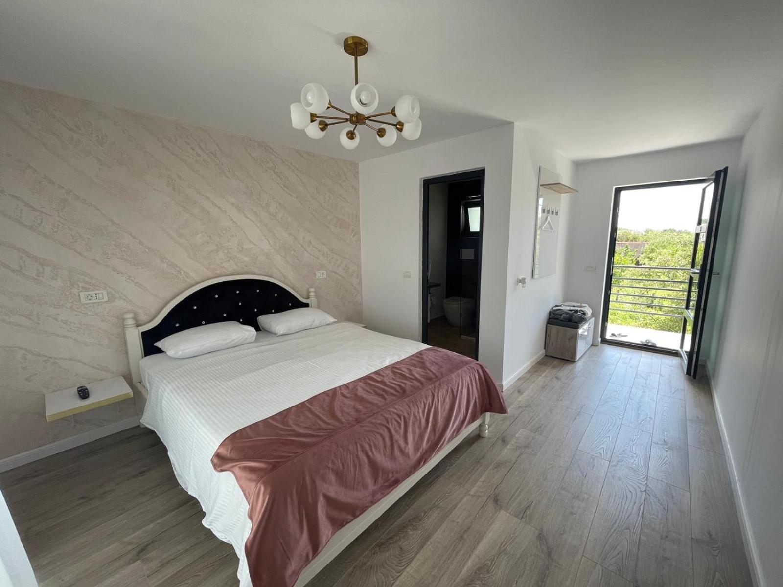 Cataleya House Hotell Oesti-Paminteni Exteriör bild