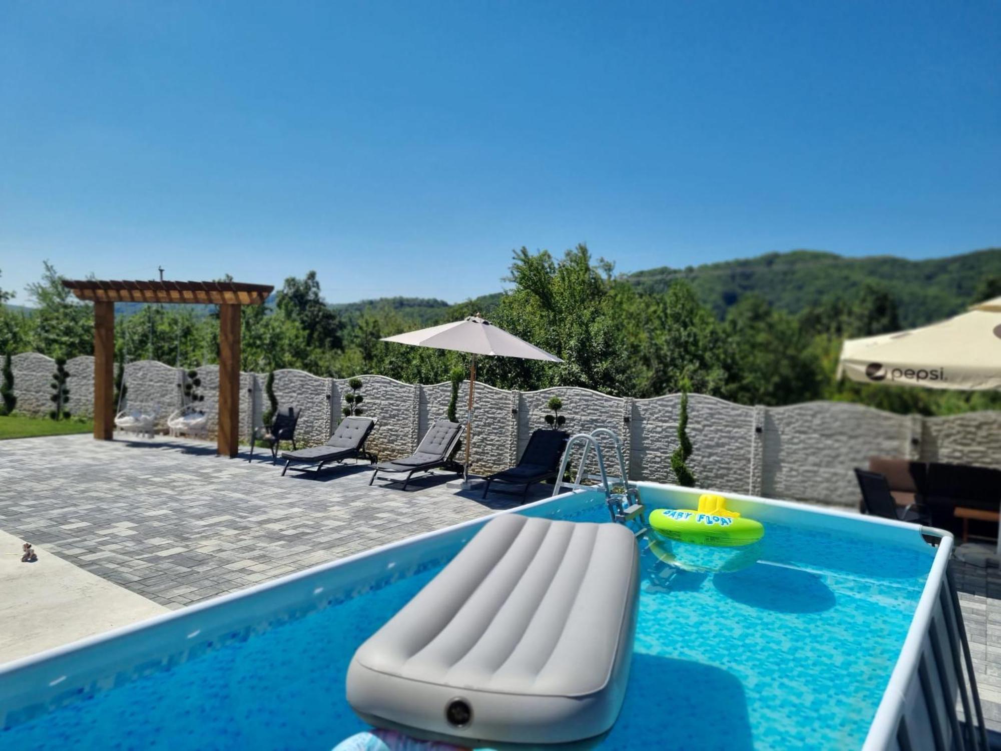 Cataleya House Hotell Oesti-Paminteni Exteriör bild
